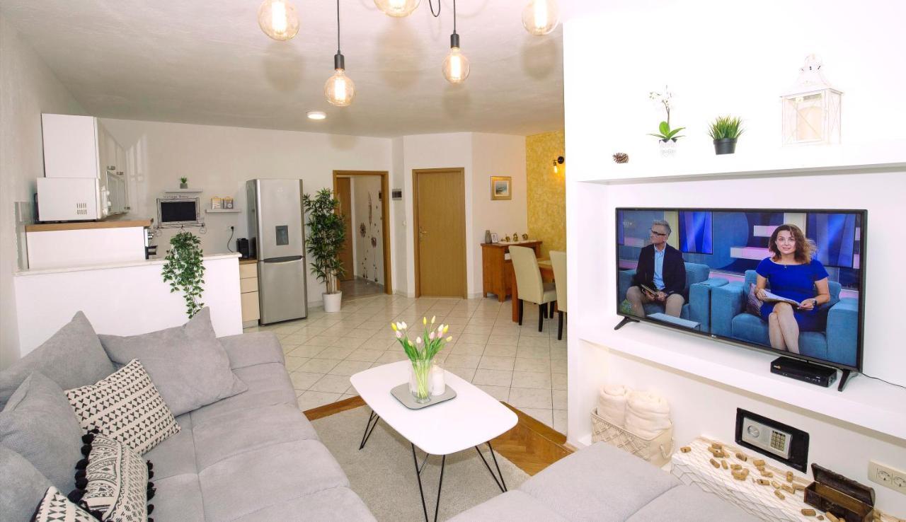 Mendula Apartment